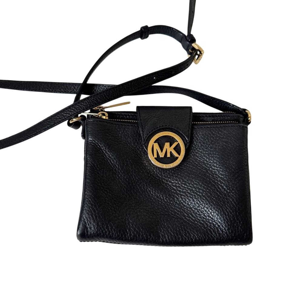 Michael Kors Black Pebbled Leather Crossbody Handbag Purse Bag Gold Tone Classic
